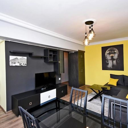 Positive Apartment In Center Of Yerevan City المظهر الخارجي الصورة